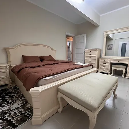 2 Bedroom Minutes Away From Nile Cairo Exterior photo